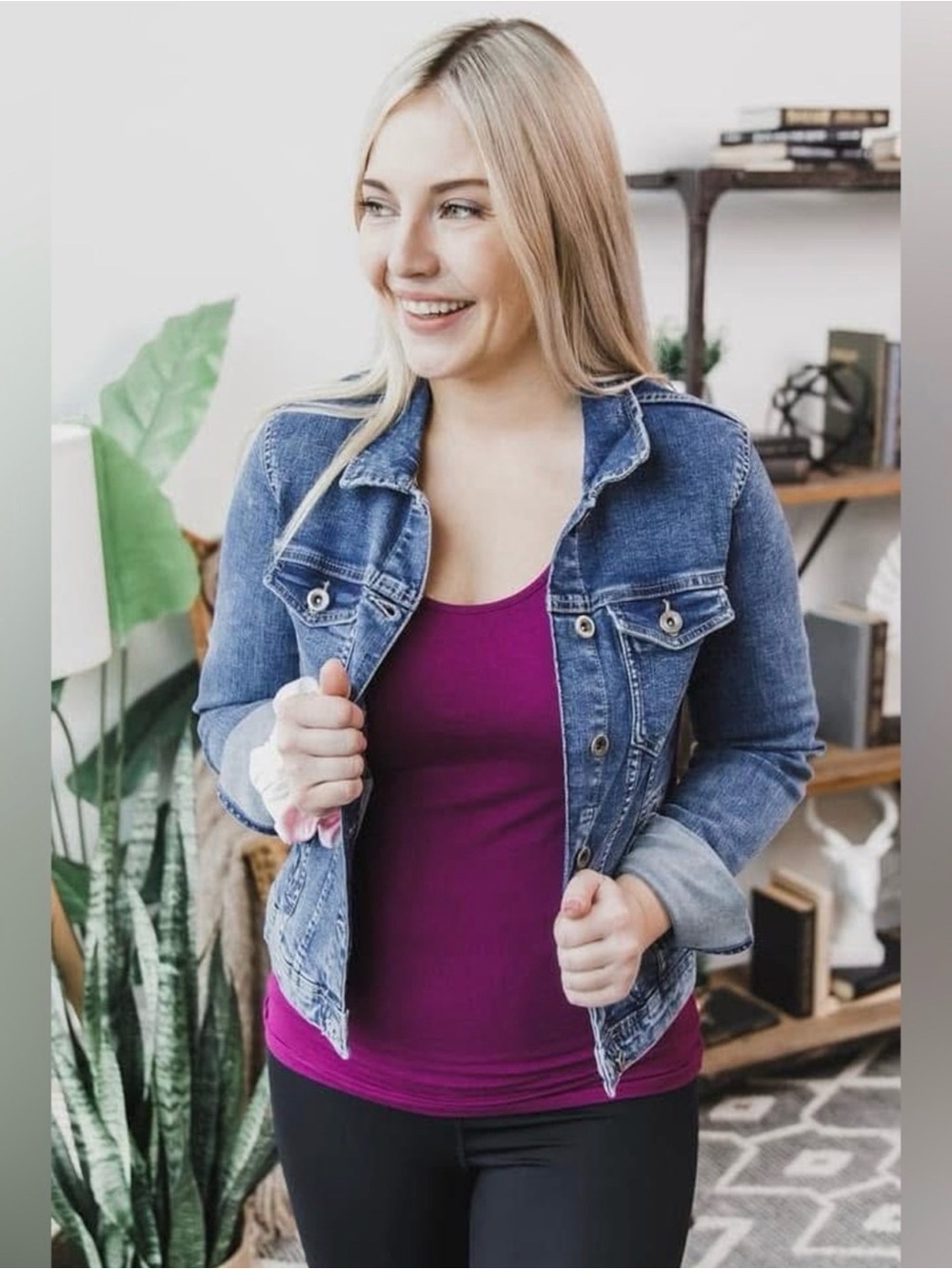 Only | I’m Blue Denim Jacket (NWT) 38 *medium* with Stretch